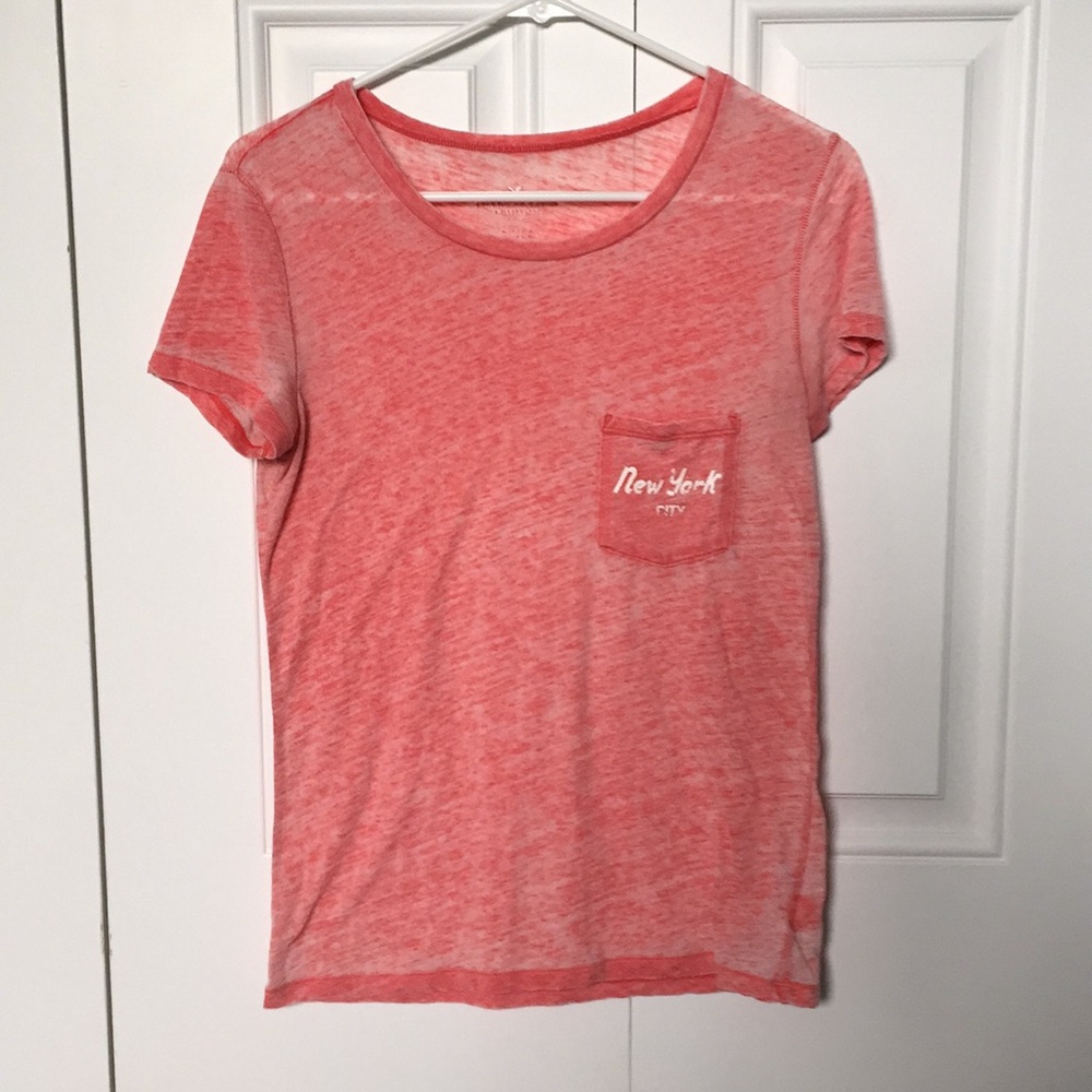 Size ca American eagle tee